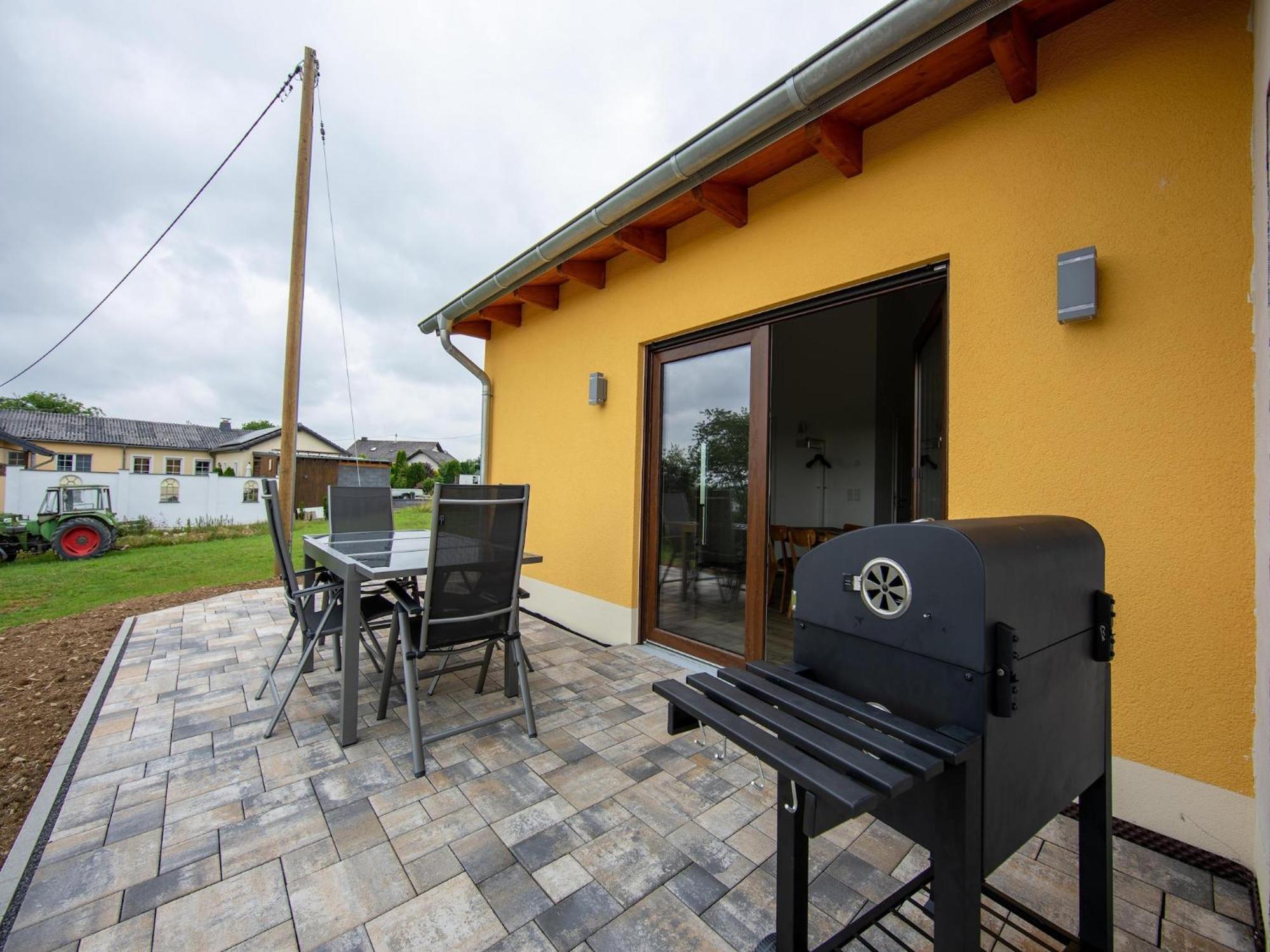 Tranquil Holiday Home In Filz In The Eifel With Garden Eksteriør billede